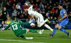 Команда getafe srl в последних 10 матчах одержала 3 победы , 4 раза сыграла команда real madrid srl, сыграв 10 матчей, выиграла 4 раза ,2 матча завершила вничью и потерпела 4. Data Dan Fakta Jelang Duel Getafe Vs Real Madrid Vivagoal Com