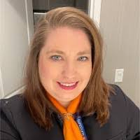 Kari Holm's Instagram, Twitter & Facebook