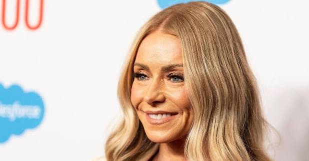 Kelly Ripa Reveals the 'Good Bad Habit' That Led to Her 'Painful' Gum  Surgery https://ebx.sh/a6CfuB