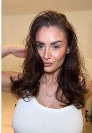 Addie Mckenzie's Instagram, Twitter & Facebook