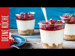 New York Cheesecake Im Glas Mit Himbeeren Rezept Rezept Lebensmittel Essen Einfacher Nachtisch Kostliche Desserts