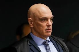 Moraes autoriza Bolsonaro a receber Tarcísio e outros aliados em casa