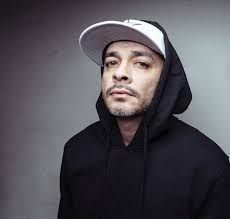 .@ceza_ed ile bir araya geldik, dünü, bugünü ve geleceği konuştuk. Ceza Brachte Rap In Die Turkei Und Spielt Live Im Mojo Aino Hamburg
