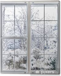 Authentische fotografien, die ihnen von professionellen fotografen zur verfügung gestellt werden. Leinwandbild Winter Blick Durch Das Fenster Pixers Wir Leben Um Zu Verandern