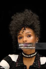 124 Janelle Anderson Photos & High Res Pictures