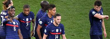 Raphaël xavier varane1 ist ein französischer fußballspieler, der seit der saison 2011/12 beim spanischen rekordmeister real madrid unter vertrag steht. Franzosen Gingen Sich Nach Niederlage An Die Gurgel