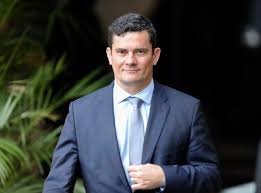 Há dois anos a maior parte dos brasileiros nem sabia quem era sergio moro. Moro Assume Cargo De Diretor Em Empresa Norte Americana De Consultoria Poder360