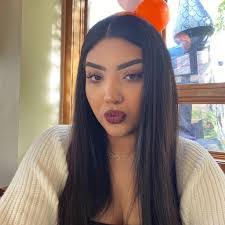 Esmeralda Corral's Instagram, Twitter & Facebook