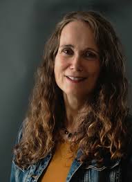 Review: 'Home Now: How 6,000 Refugees Transformed an American Town,' by  Cynthia Anderson