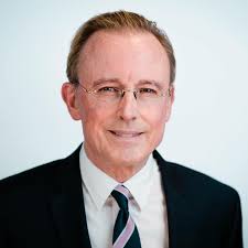 Vale. Tom Chapman AM. It is with great sadness that we advise of the  passing of Tom Chapman. Tom gave his volunteer time for more than 2 decades  as a founding Director