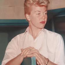 Today marks the 3rd anniversary of Doris' passing. Doris is missed by so  many of us and she is still so unbelievably loved all over the world.