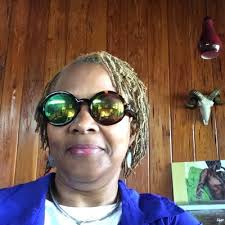 Jeri Hampton's Instagram, Twitter & Facebook