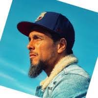 Firas Noueihed's Instagram, Twitter & Facebook