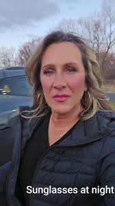 FoxyRoxyLovesYou (@roxannakemppainen)