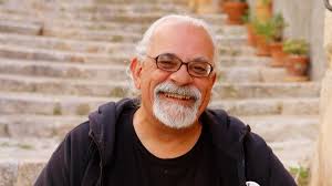 MZ-Serie "Die anderen Auswanderer": Wie ein US-Amerikaner der Liebe wegen  in Bunyola landete und den Poetry-Slam der Insel prägte