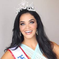 Mrs. Texas Pageant added a new photo.