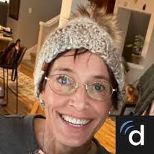 Stacy Koehler's Instagram, Twitter & Facebook