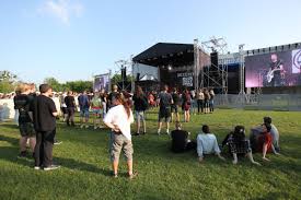 Interes kręci się znakomicie do czasu. Rock Opole 2019 Kilka Tysiecy Osob Bawilo Sie Na Bloniach Politechniki Opolskiej Galeria Opowiecie Info