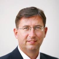 8 "Tom Panther" profiles