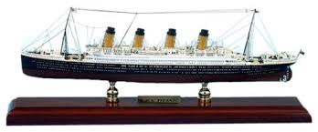 Solid wood custom made 16 titanic ship with 4 smoke stacks. Buy Titanic Wood Model Ship Online At Low Prices In India Amazon In