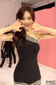 Lalalalalala (hey!) lalalalalala (hey!) lalalalalala i'm good i'm hot i'm fresh i'm fly lalalalalala (hey!) lalalalalala (hey!) lalalalalala i'm. Aoa Mina Kpop Kpopgirlgroup Kpop Girls Girl Mina