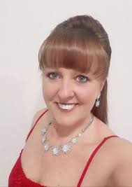 Award Winning Wedding and Jazz Singer Alison Moyna based in Gunnislake,  Cornwall