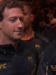 "He tries so hard to be human."🤖 #markzuckerberg #UFC #UFC298 #meta  #awkwardmoments #human #Fighting #pretendtobehuman#foryou #fyp  #trendingvideo #fypシ