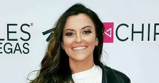 Tia Booth's Instagram, Twitter & Facebook