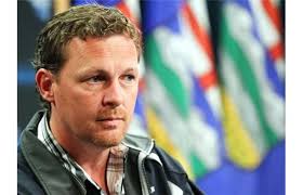 Minister backs off plan to privatize land titles registry