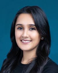 Gira Patel's Instagram, Twitter & Facebook