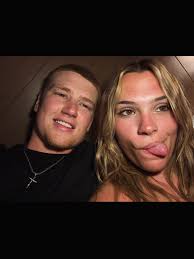 Shifted my focus and got a different perspective Luke 12:34 “For where your  treasure is, there also will be your heart” Love to my family friends and  country. Cherishing the ability to