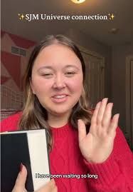 Are Sarah J Maas Books Connected