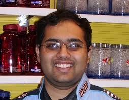 Nikhil Sinha (@nicksmicroblog)