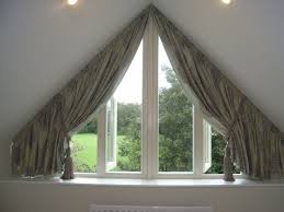 Curtains For Triangular Window Dreiecksfenster Gardinen Fur Dachfenster Fenster Gardinen