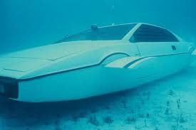 Te renoveren woning aan de zeshoek aalst. James Bond Lotus Duikboot Te Koop Auto55 Be Nieuws