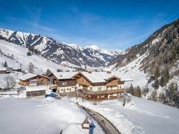Johann im pongau im süden des bundeslandes salzburg mit etwa 3500 einwohnern. Bauernhofurlaub Im Schonen Grossarltal Am Ferienbauernhof Griesbichlhof