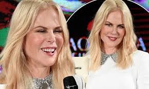 Her skin almost goes against nature. Nicole Kidman 52 Displays Her Impossibly Smooth Skin In Italy Daily Mail Online