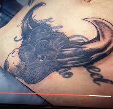 John finlay claims netflix captured footage of his transformation, but it didn't make the final cut of tiger king. Sydney Watson On Twitter Okay Carole Baskin Murdered Her Husband And Joe Exotic Was Framed But Can We Talk About How John Finlay Got The Worst Cover Up In The History Of Tattoos