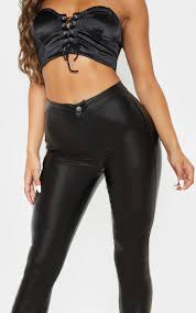 150,854 likes · 494 talking about this. Jean Skinny Enduit Noir Prettylittlething Fr