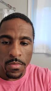 Donovan McNeil (@ikeepitmcreal)