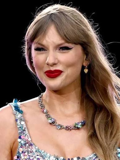 Taylor Swift breaks down in tears as she opens up about Southport horror