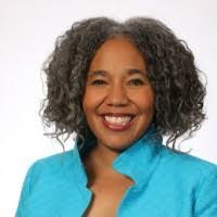 Meredith Overton's Instagram, Twitter & Facebook