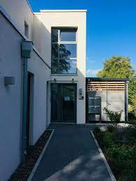 In roetgen findest du aktuell auch schöhne wohnungen zum mieten mit garten. Penthauswohnung In Bester Lage Im 3 000 Qm Gartenpark Vogelsang In Nordrhein Westfalen Roetgen Penthouse Wohnung Mieten Ebay Kleinanzeigen