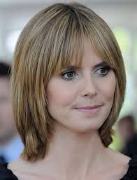 The key advantage of this fashionable haircut is that it can go competently in the manner of any hair type, hair color, or hair have an effect on and the best allocation is that it can prosecution women of all ages. Pin On Feather Cuts