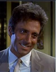 A kiss from Alejandro Rey