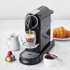 Ver más ideas sobre nespresso, café, manualidades con nespresso. Nespresso Citiz Espresso Machine By De Longhi Sur La Table