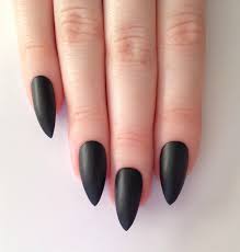 Two parallel plate capacitors have the same plate area. 50 Nageldesign Schwarz Ideen Die Unendlichen Moglichkeiten Des Nageldesigns