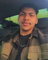 DW🤟🏾 (@darnellwallace_) • Instagram photos and videos