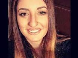 Πέθανε σε ηλικία 81 ετών ο άρχοντας της πίστας τόλης βοσκόπουλος, ένας καλλιτέχνης με φανατικούς θαυμαστές που βρισκόταν στην κορυφή του ελληνικού λαϊκού τραγουδιού για δεκαετίες. Pe8ane 23xronh Patrinh Poy Eixe Traymatistei Se Troxaio