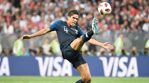 ونشر فاران تغريدة عبر حسابه الرسمي على موقع التواصل الاجتماعي تويتر، وكتب فيها التالي: ÙØ§Ø±Ø§Ù Ø±Ø§Ø¨Ø¹ ÙØ§Ø¹Ø¨ ÙÙ Ø±ÙØ§Ù ÙØ¯Ø±ÙØ¯ ÙØ¬ÙØ¹ Ø¨ÙÙ ÙÙØ¨ Ø§ÙØ£Ø¨Ø·Ø§Ù ÙØ§ÙÙÙÙØ¯ÙØ§Ù Ø±ÙØ§Ø¶Ø© ÙØ£Ø³ Ø§ÙØ¹Ø§ÙÙ 2018 Ø§ÙØ¥ÙØ§Ø±Ø§Øª Ø§ÙÙÙÙ